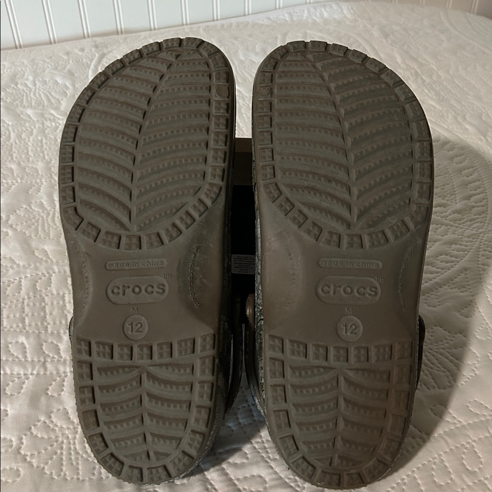 Men’s CROCS “real tree” camo size: 12 - Picture 3 of 7